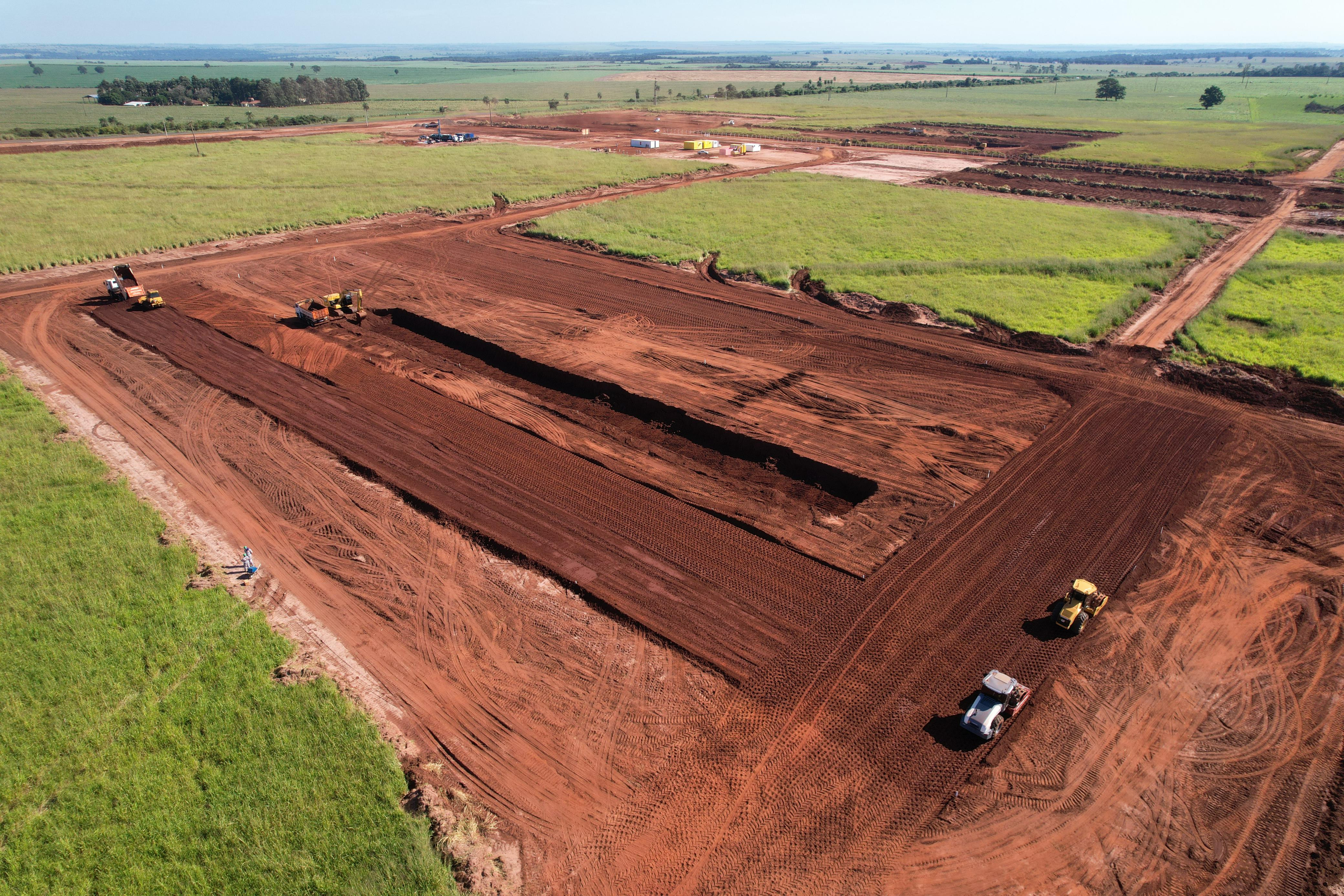 Com R$ 1 bilhão em investimento, Copasul inicia obras de sua nova indústria