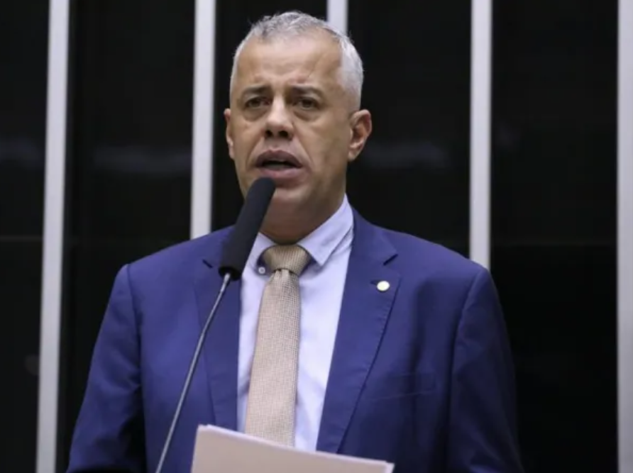 1. Foto Evair de Melo