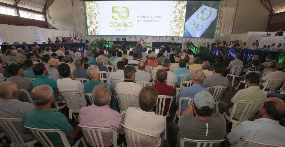Coamo tem receitas globais de R$ 13,97 bilhões e Gallassini é reeleito presidente do  Conselho de Administracão