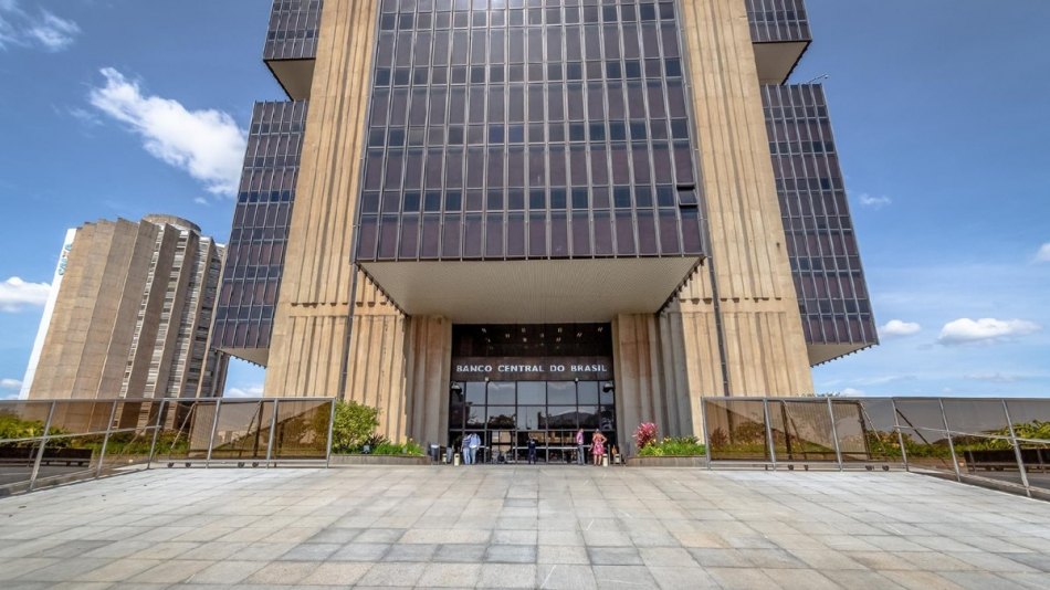 BC quer que cooperativas dobrem número de empréstimos para reduzir juros