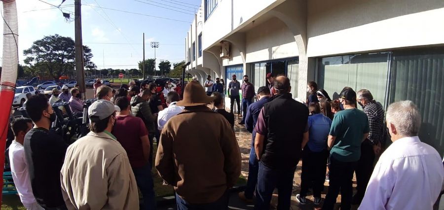 C. Vale inaugura em Laguna Carapã com foco no cooperativismo e união entre cooperados