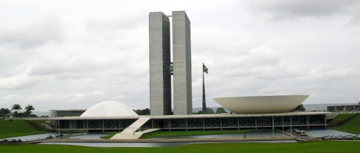 Senado vota projeto que altera a Lei nº 5.764/71