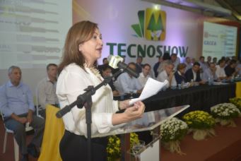 Ministros afirmam que volume de recursos do Plano Agrícola e Pecuário 2015/2016 será o mesmo