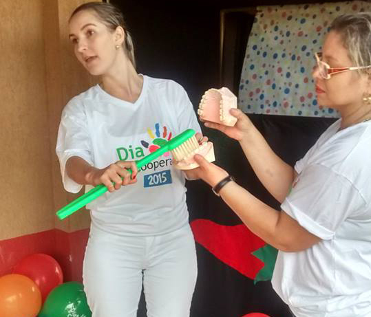 Uniodonto Dourados realiza acão do Dia C