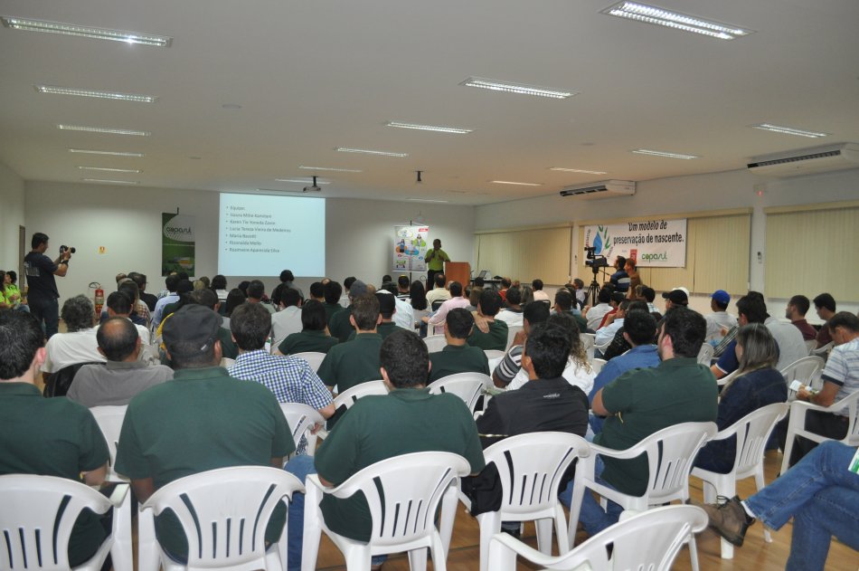 Palestra aborda preservacão de nascentes e promove lancamento de cartilha orientativa