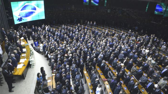 Tributacão sobre aplicacões financeiras de cooperativas é debatida no Congresso Nacional