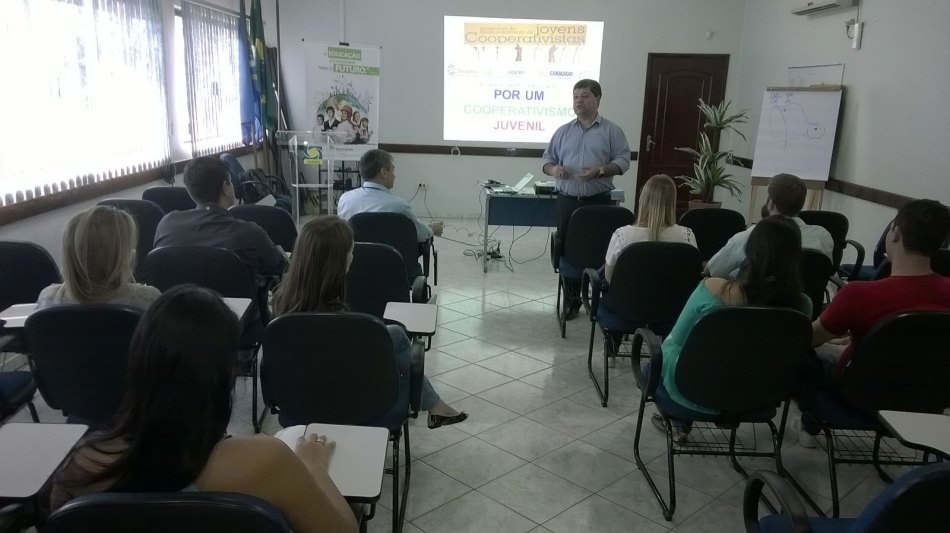 Programa de Desenvolvimento de Jovens Cooperativistas comeca em São Gabriel