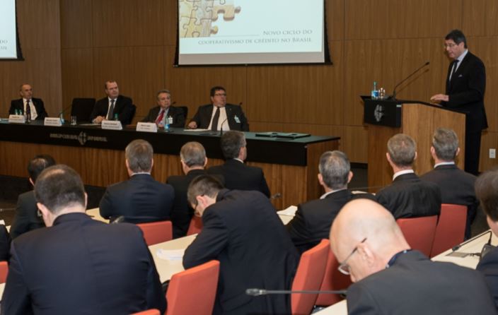 Banco Central cria nova classificacão para cooperativas de crédito