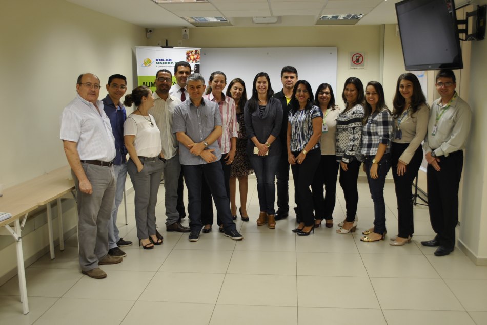 Membros do Fórum Permanente do Centro-Oeste em Goiânia
