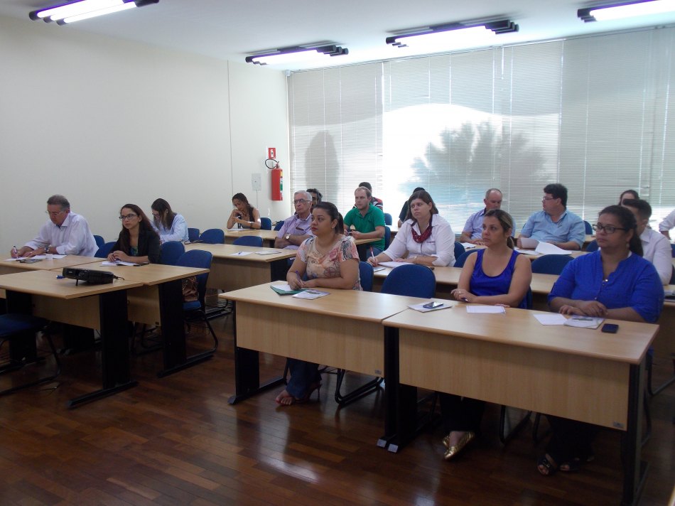 Casa do Cooperativismo promove Curso de Conducão de Assembleias