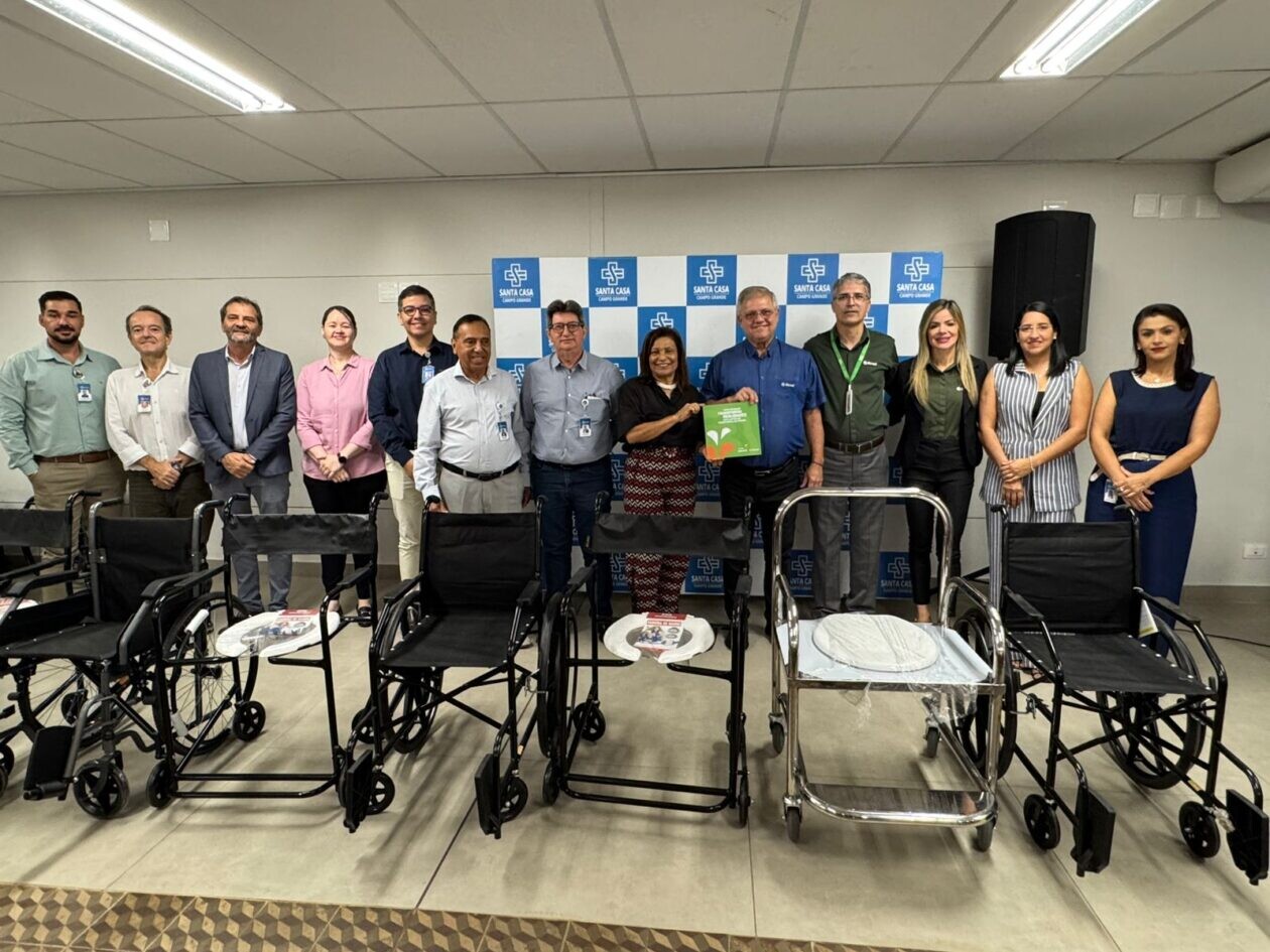 Fundo Social do Sicredi fortalece assistência hospitalar com entrega de equipamentos à Santa Casa