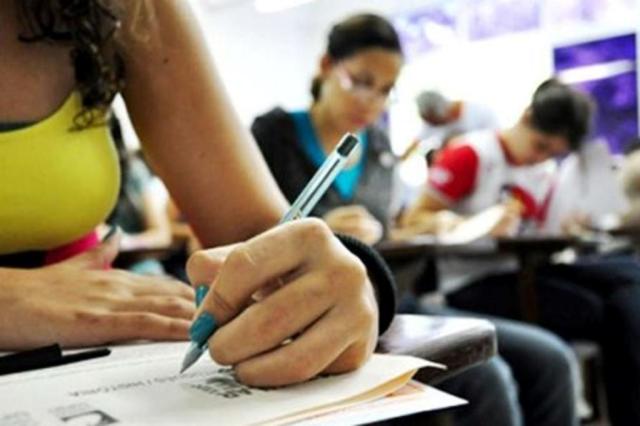 Sicredi Pantanal MS promove palestra com especialista em Enem
