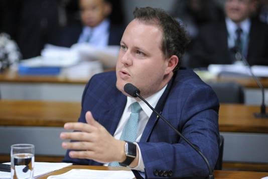 Comissão aprova acesso de cooperativas de crédito ao FAT