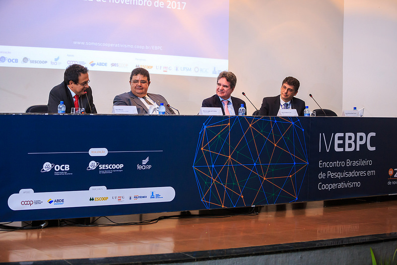 EBPC celebra cooperacão entre teoria e prática