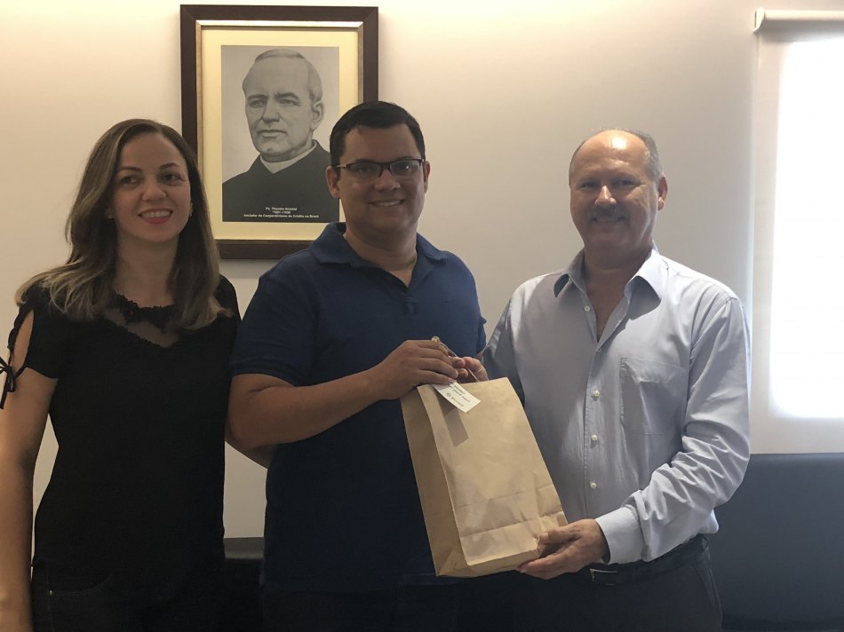 Tuiuiús do aeroporto já têm nomes
