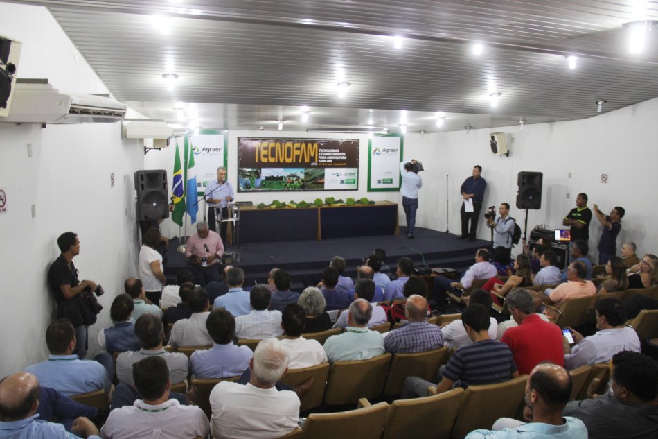 Governo e Embrapa lancam Tecnofam para levar tecnologia à agricultura familiar do Estado