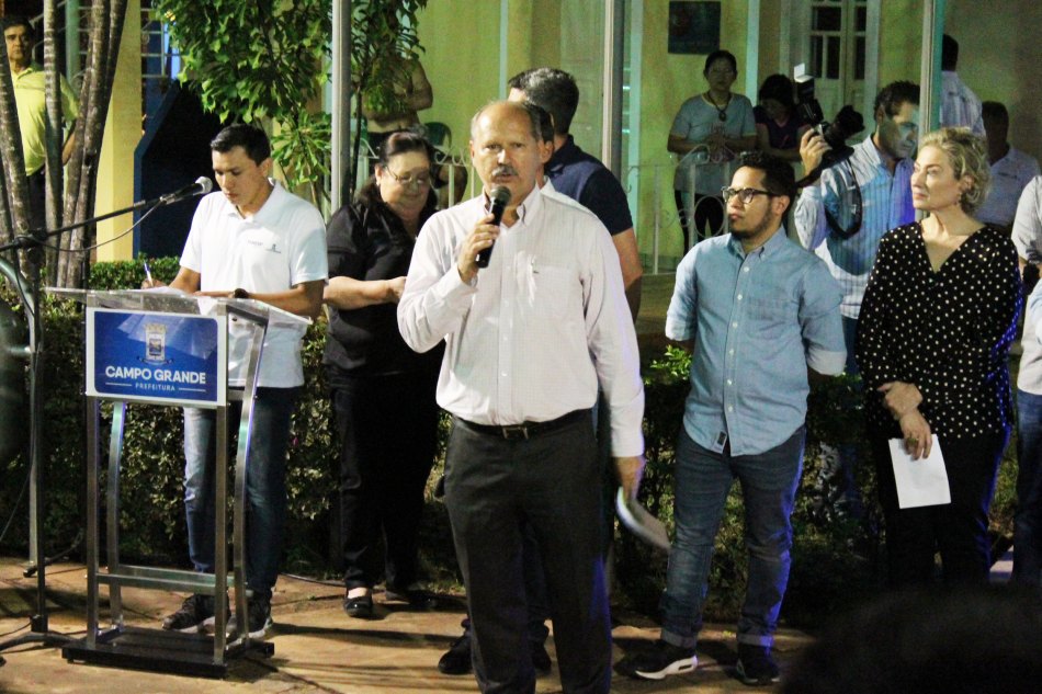 Sicredi entrega Praca Esportiva Belmar Fidaldo revitalizada junto com a Prefeitura