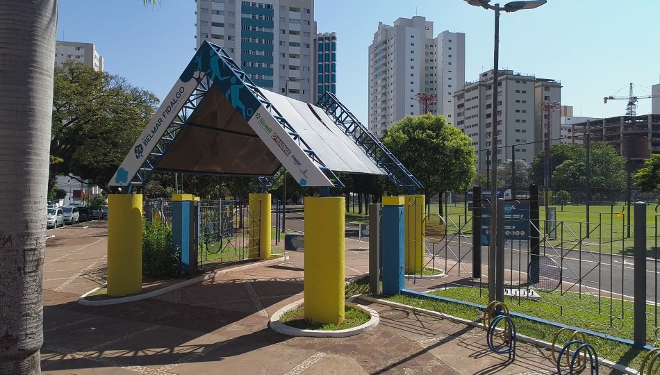 Sicredi celebra 30 anos com festa para família no Belmar Fidalgo na véspera do aniversário da Capital