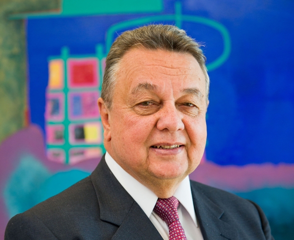 ENGENHEIRO DO ANO: Roberto Rodrigues é o Eminente Engenheiro do Ano 2018