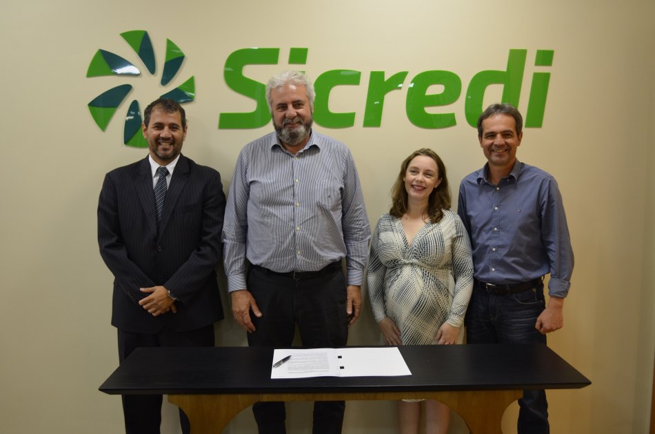 Sicredi e UEMS assinam convênio de projeto para preservacão da Flora Pantaneira
