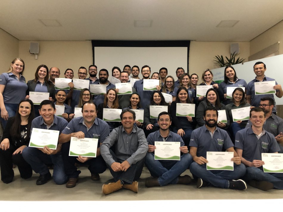 Sicredi Pantanal MS forma multiplicadores voluntários de Educacão Financeira