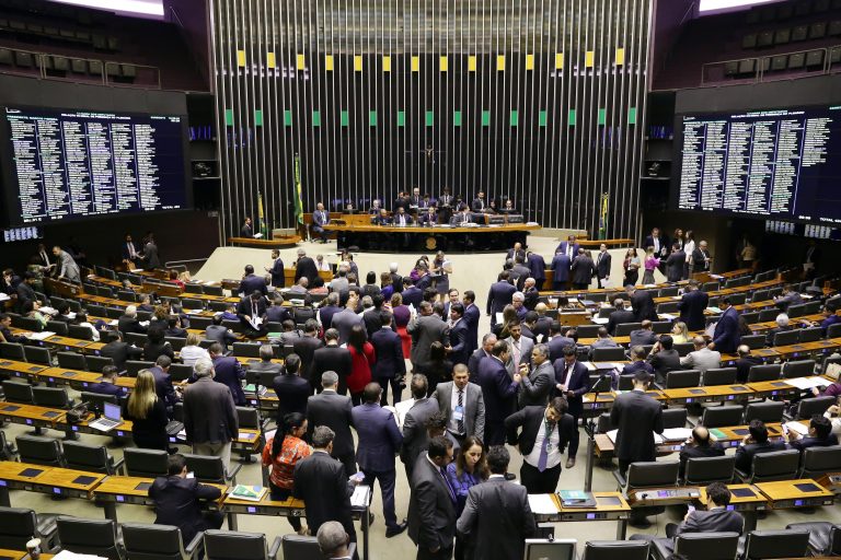 Câmara aprova projeto que prevê pagamento por servicos ambientais