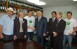 Senadores participam de mobilizacão do Código Florestal
