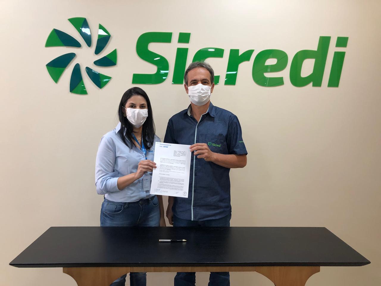 Sicredi Pantanal assina termo de convênio com o Sesi/MS