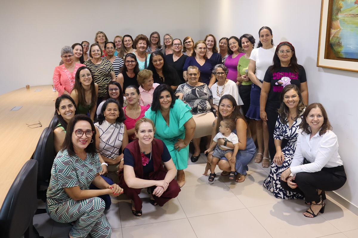 Cooperadas da Cergrand participam de palestra de sensibilização sobre Liderança Feminina