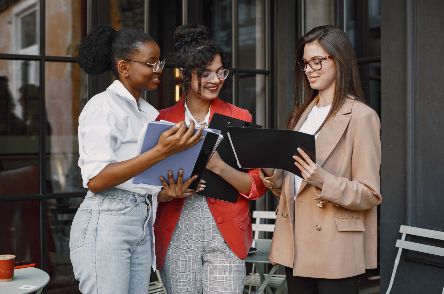 Comitês de Jovens e Mulheres recebem novos integrantes