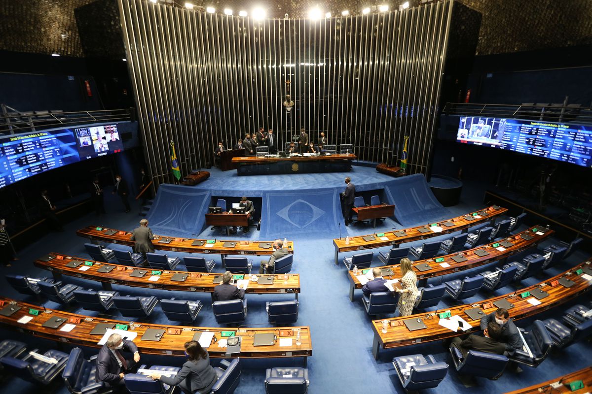 Lei de licitações segue para sanção