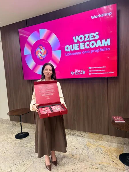 Liderança do cooperativismo de crédito de MS integra livro lançado durante o 16º Concred